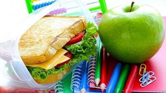 تغذیه دانش آموزان 